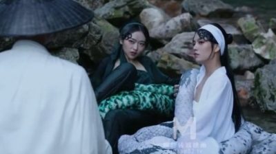 Rắn xuống hố với một linh mục MAD-020 XXX Trung Quốc